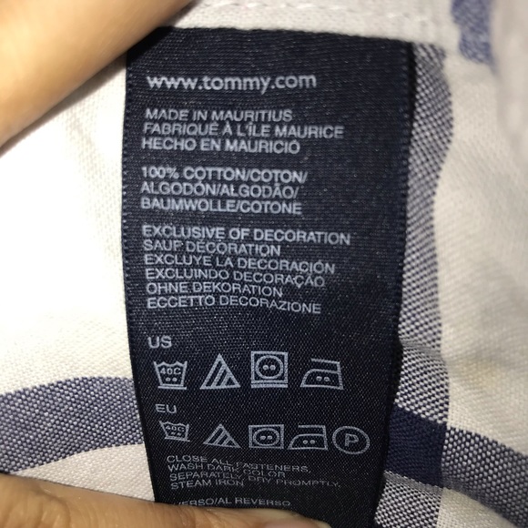 Men’s Tommy Hilfiger plaid button down shirt - Picture 7 of 7